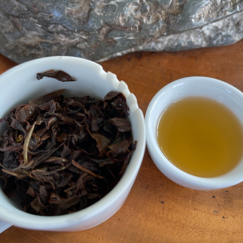 Taiwan unique tea,東方美人茶 Oriental Beauty tea,Wood Grain Jar gallery