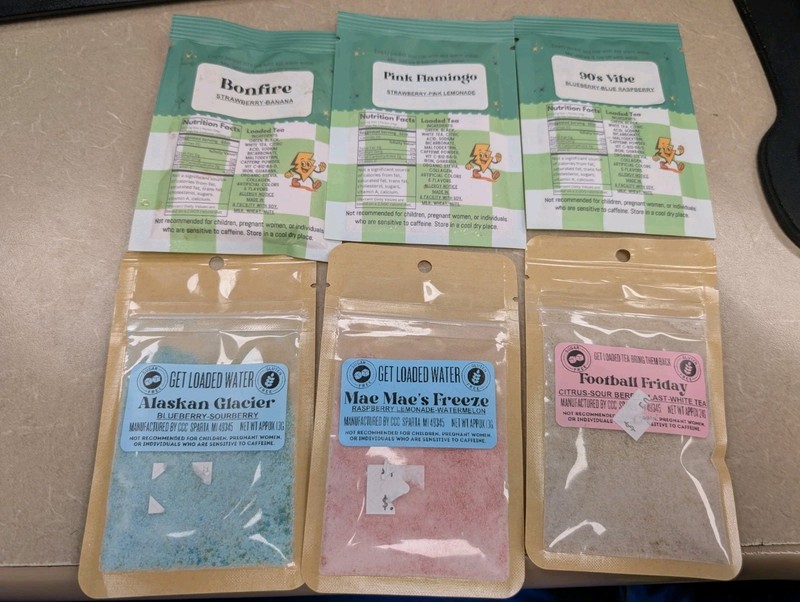 6 packets of “Get Loaded Tea”-Variety of Flavors! Berry,Sour 200mg Caffeine