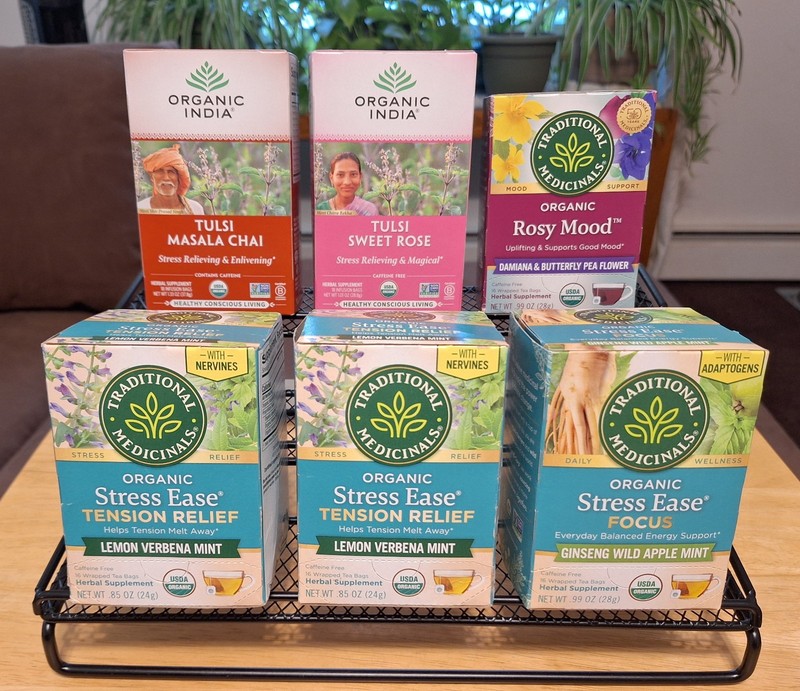 ORGANIC INDIA & TRADITIONAL MEDICINALS Stress Relief & Mood Organic Tea Bundle