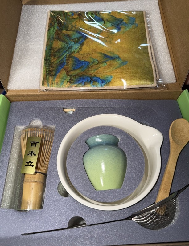 8 PIECE MATCHA KIT Green NEW