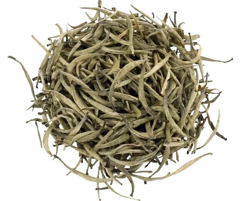 Silver Tips & Tippy Tea 100g gallery
