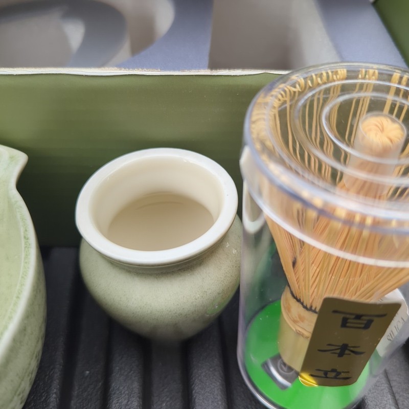 Matcha Set Ceramic kit With Bamboo Whisk Scoop Bowl And Holder gallery