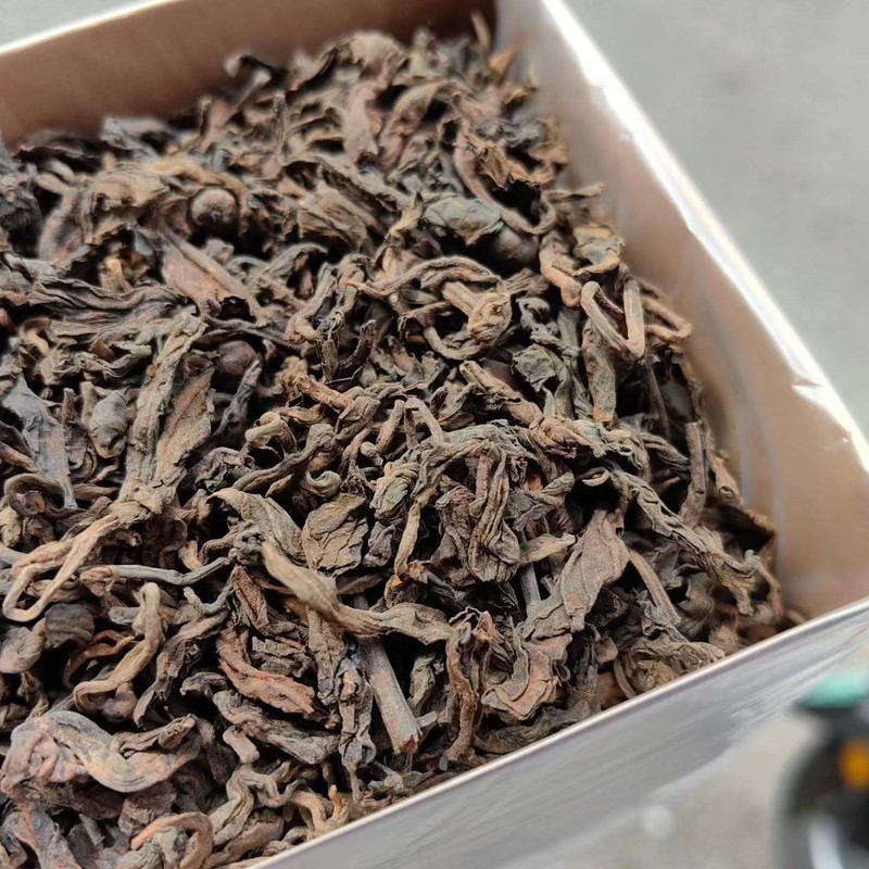 2003 Red Label Ban Zhang Ripe Pu-erh Tea 185g | Aged Shou Puer Collector Grade gallery