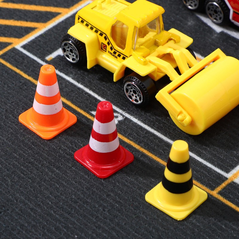 15PCS Mini Traffic Cones Miniature Scene Accessories Early Educational Toys gallery