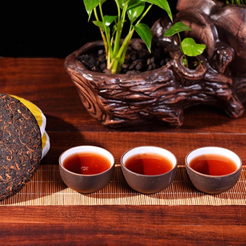 MengHai Old Ripe Pu erh Tea Cake Natural Herbal Energy Drink 100g gallery
