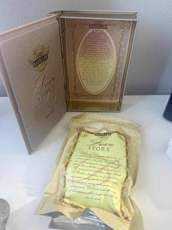 Basilur Ceylon Black Tea Book Collection, Love Story Volume II, (3.5oz) gallery