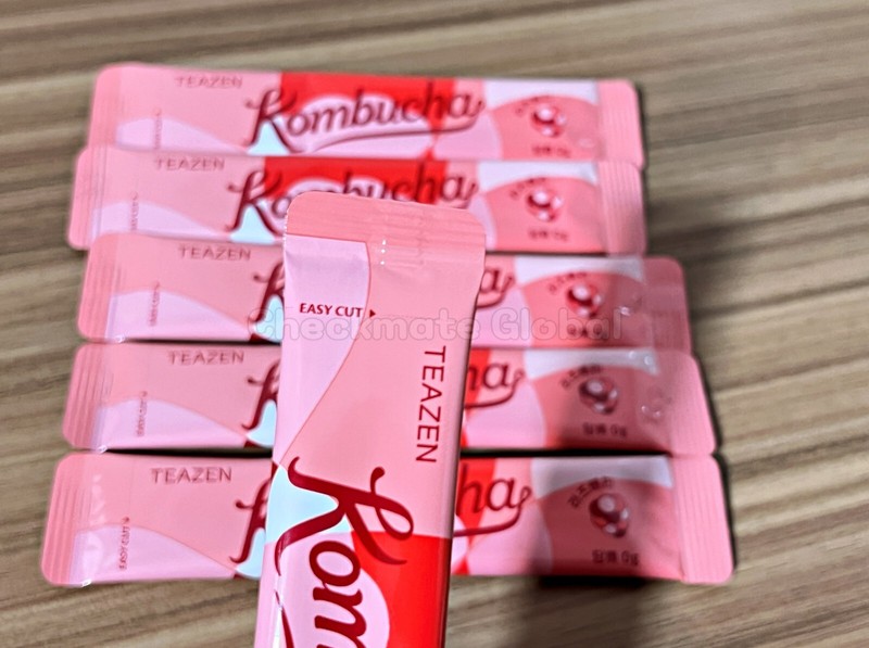 TEAZEN Kombucha Raspberry 30 Sticks | Sugar-Free Prebiotic gallery