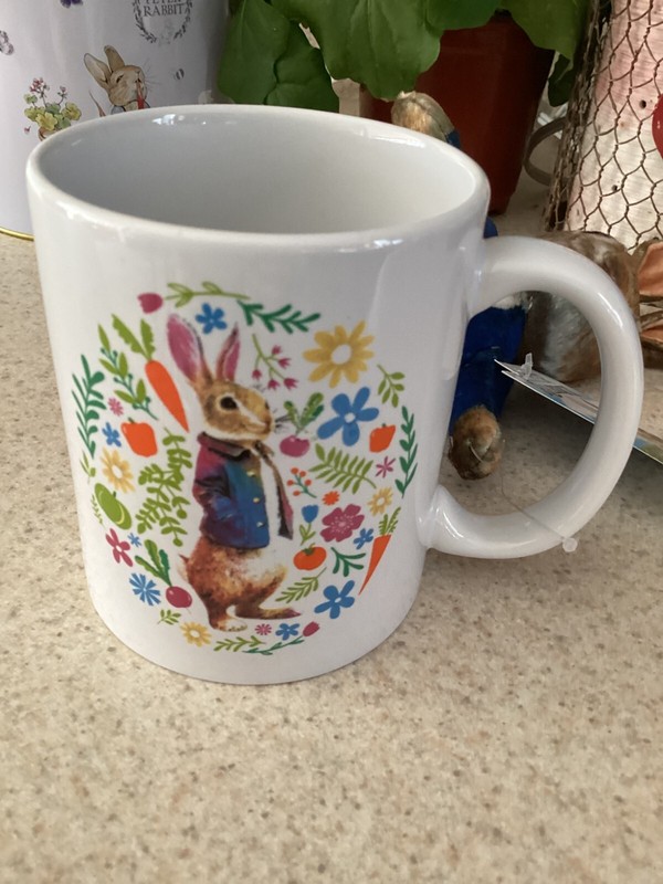 Peter Rabbit Tin TEA CANNISTER WITH 80 ENGLISH BREAKFAST TEABAGS ,MUG AND RABBIT gallery