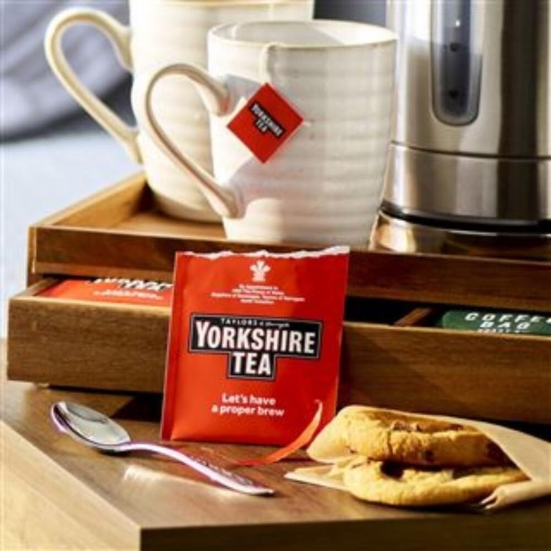 High Caffeine Yorkshire Red Tea - 6 Packs of 160 Teabags for Every Occasion gallery