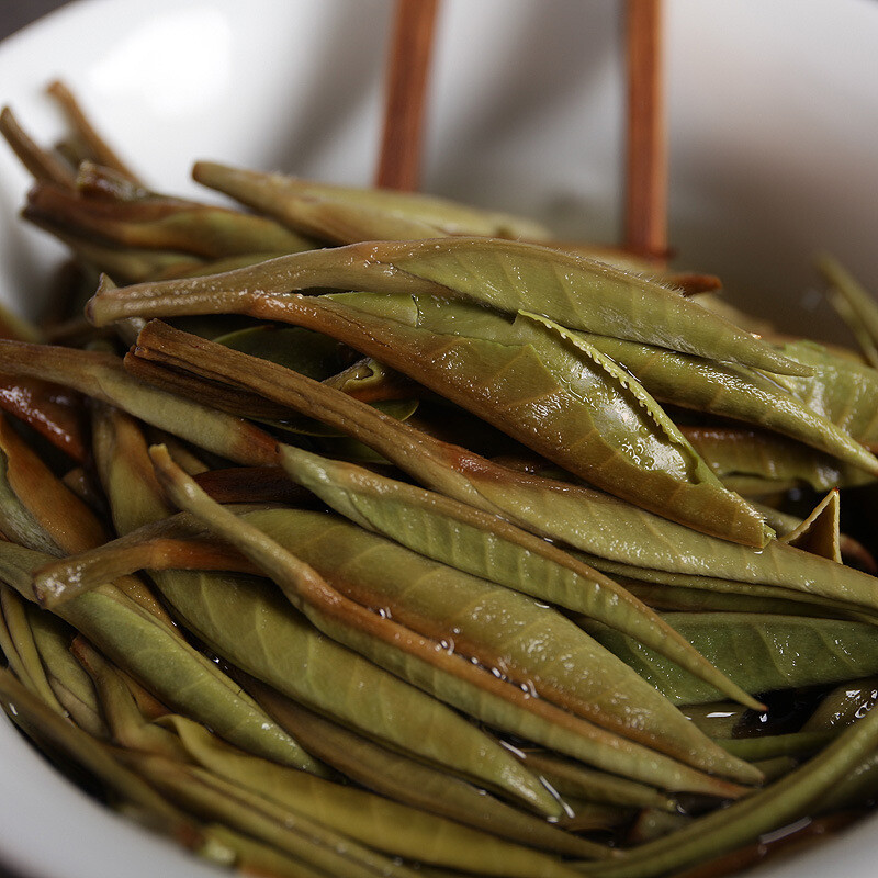 Spring Silver Needle White Tea Premium Bai Hao Yin Zhen Chinese Kungfu Tea gallery
