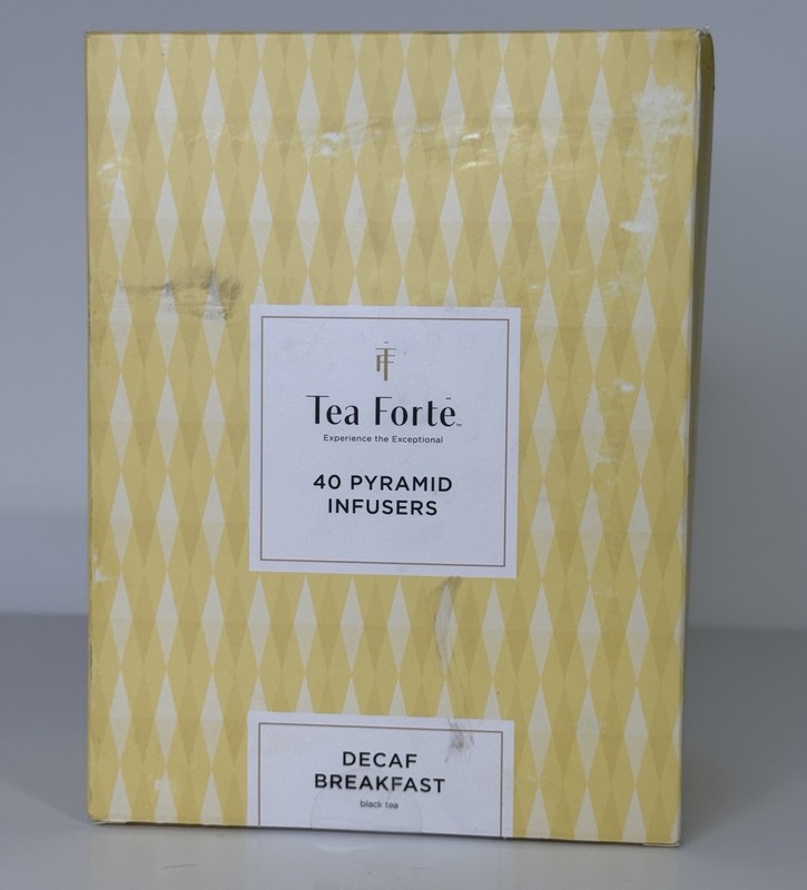 Tea Fortè Box 40 Pyramid Tea Infusers Decaf Breakfast Black Tea