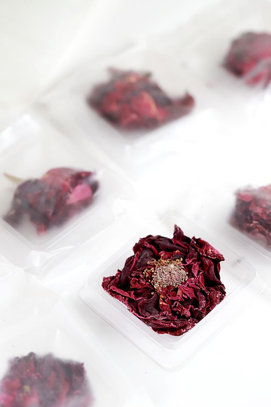 Dark Red Rose Flower Tea 墨红玫瑰花茶 gallery