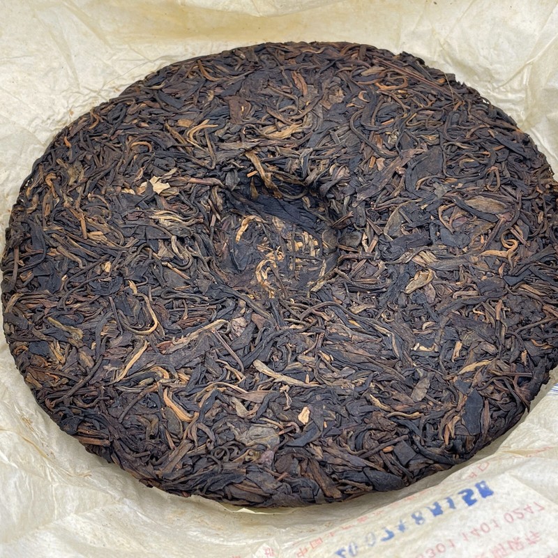 Pu-erh tea,2007,訂製茶Custom Tea,中茶牌易武圓茶China Tea Brand Yiwu Round Tea,380g,Raw gallery