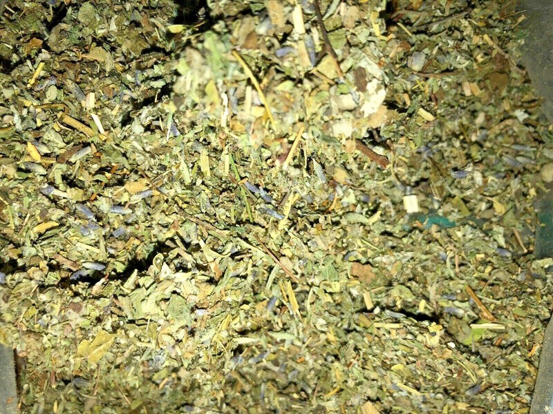 Horehound Lavender Raspberry Damiana Passionflower Mullein - No.21 Herb Blend gallery