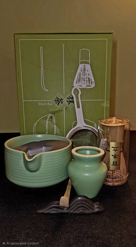 New Open Box Matcha Tea Set. 6 Piece Set, Matcha Whisk, Strainer, Bowls,