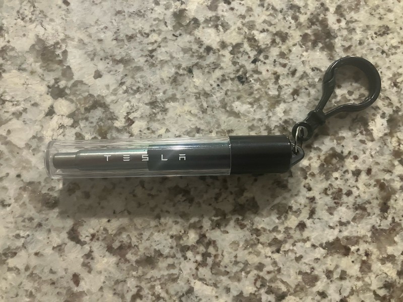 New Tesla Retractable Metal Straw – cleaning pipe brush included