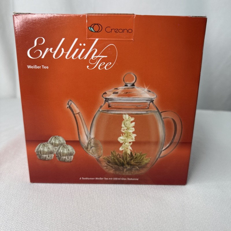 Flowering Tea Gift Set – White Tea – 6 Blooming Tea with 17oz Glass Teapot