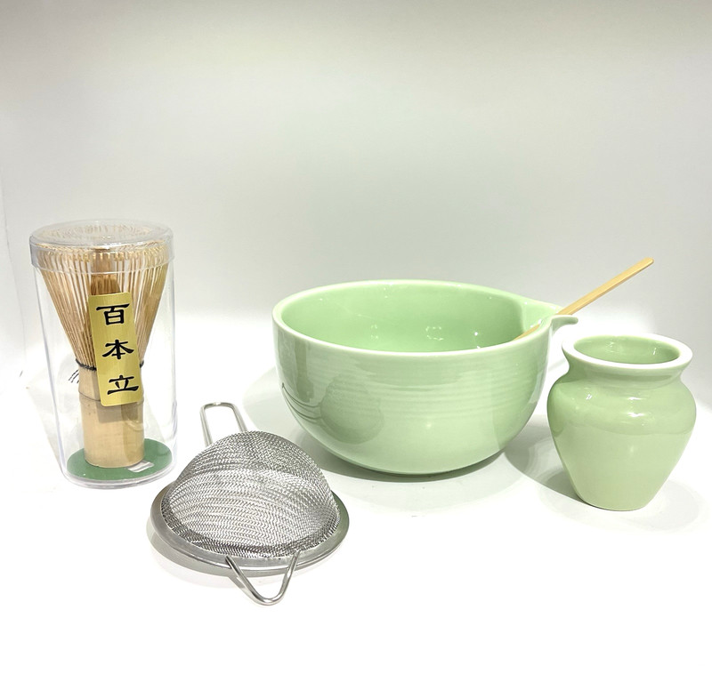Matcha Whisk Set 5pcs, Japanese Macha Making Kit – 17oz Bowl with Spout, Bamboo