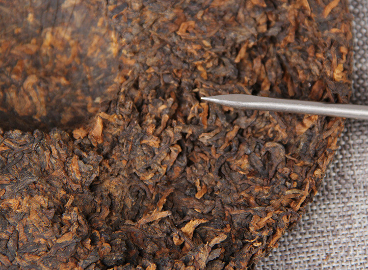 2003 Iceland Aged Tree Ripe PuEr Tea Aged Tree Palace Golden Shu Pu-Erh Tea 357g gallery