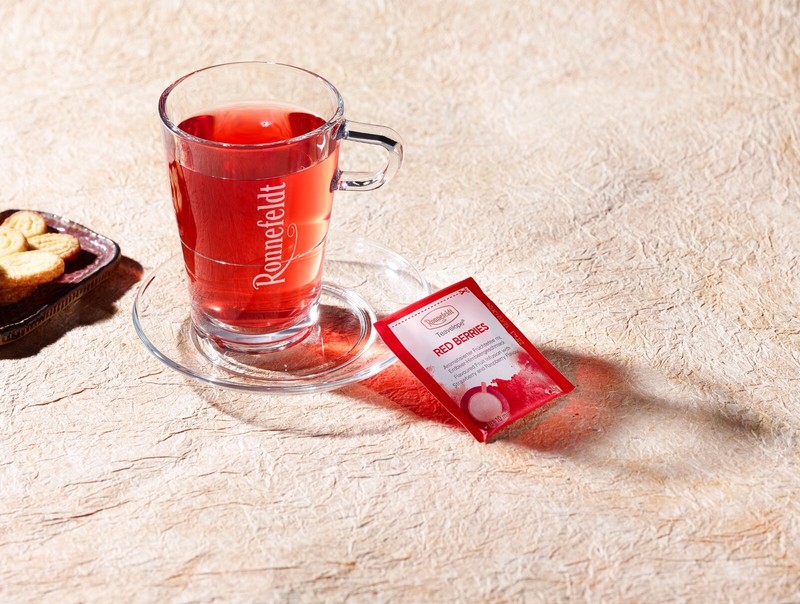 Ronnefeldt Teavelope® Red Berries tea Bags. Fruity Taste Caffeine free.25 bags. gallery