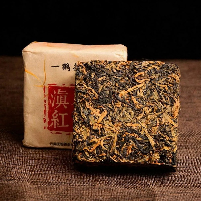 1000g 400 Years Ancient Tree Golden Bud Dian Hong Yunnan Black Tea Brick Red Tea