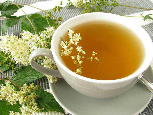 Meadowsweet Flower - Filipendula ulmaria Dried Leaf/Flower C/S from 100% Nature gallery