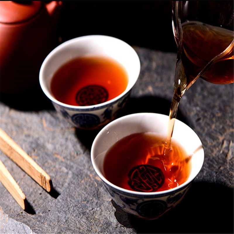 Aged Ripe Pu Erh Tea Cake Yunnan Cooked Pu Erh Black Tea 357g