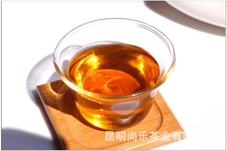 YUPIN Golden Bud Dian Hong Tea Yunnan Dianhong Black Tea Honey Fragrant 357g gallery