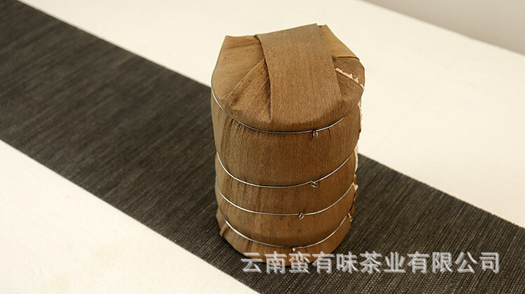 100g Yunnan Menghai Ripe Pu'er Tea Golden Needle White Lotus Ripe Cake Palace gallery